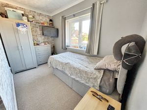 Bedroom- click for photo gallery